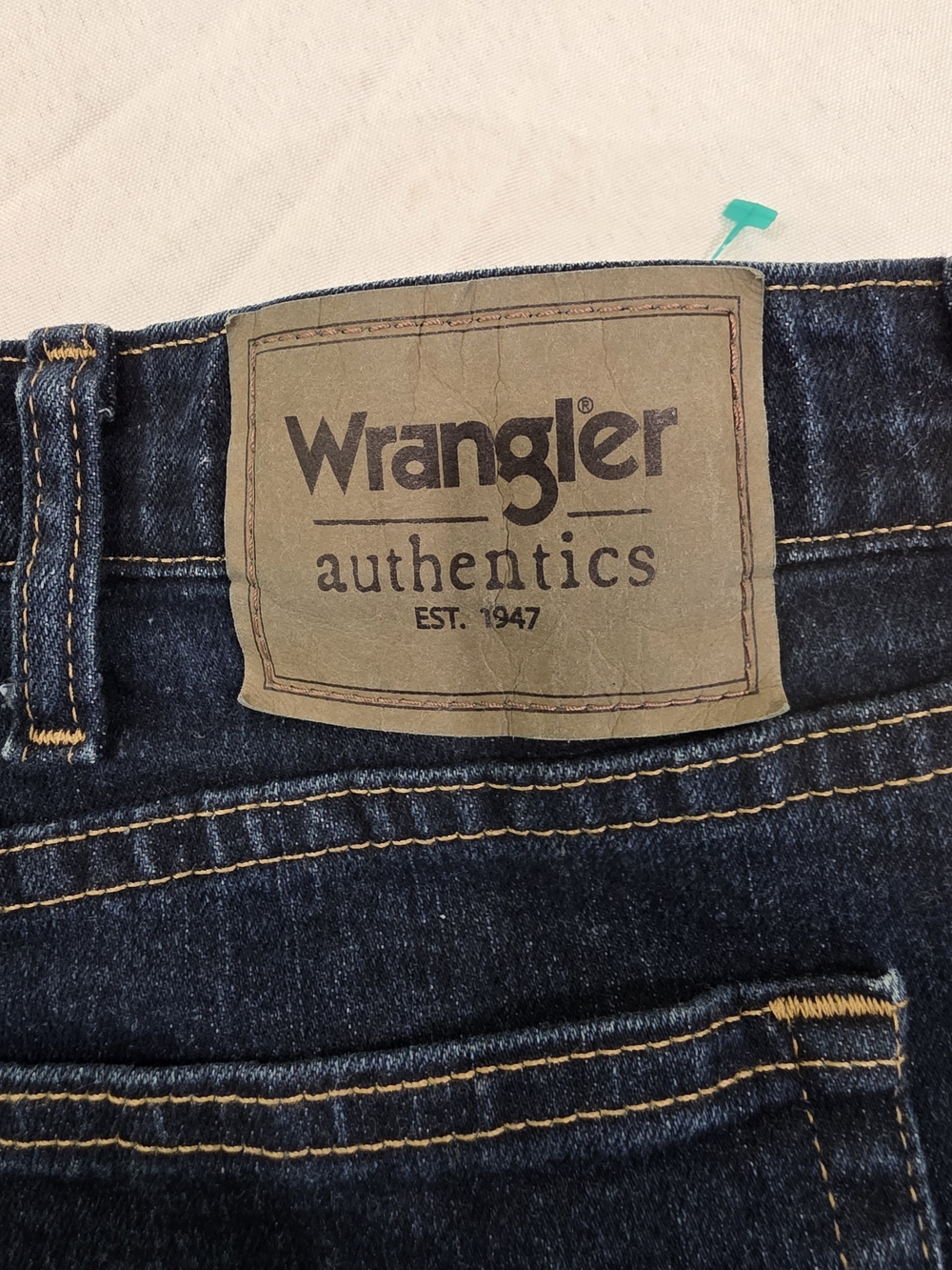 Wrangler Authentics Original Fit Straight Leg Jean Dark Blue Denim Men W38 L30